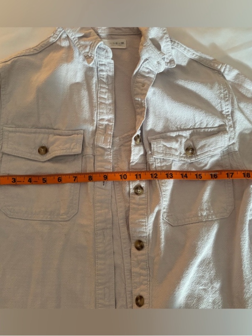 Women’s Zara Light Gray Textured Button-Up Shirt - Picture 5 of 11